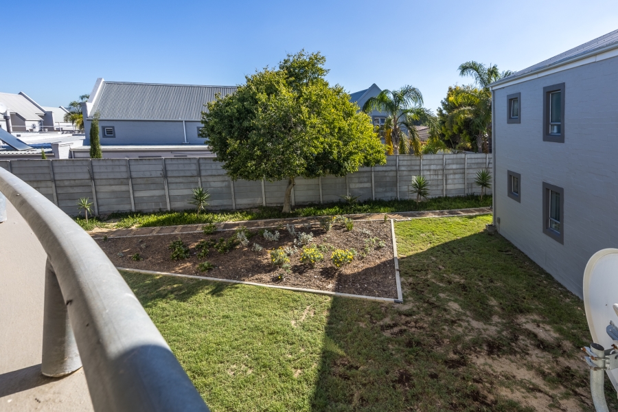 2 Bedroom Property for Sale in Sonstraal Heights Western Cape
